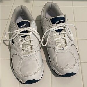 NWOT Men’s Avia Avi-Tangent Sneakers